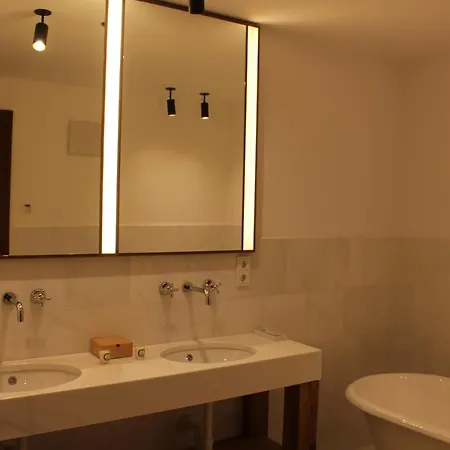 Augustiner In Panzió 4*