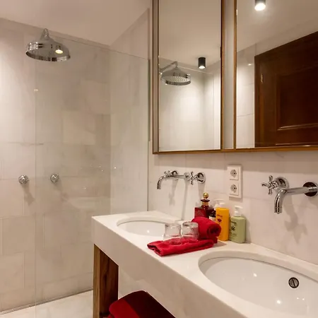 Bed & Breakfast Augustiner In 4*