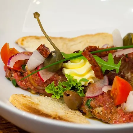 Bed & Breakfast Augustiner In 4*