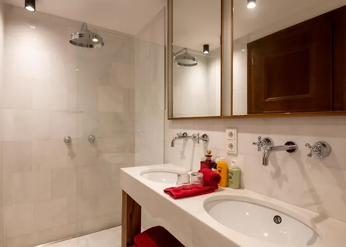 Frühstückspension Augustiner In 4*