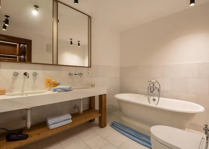 Frühstückspension Augustiner In 4*